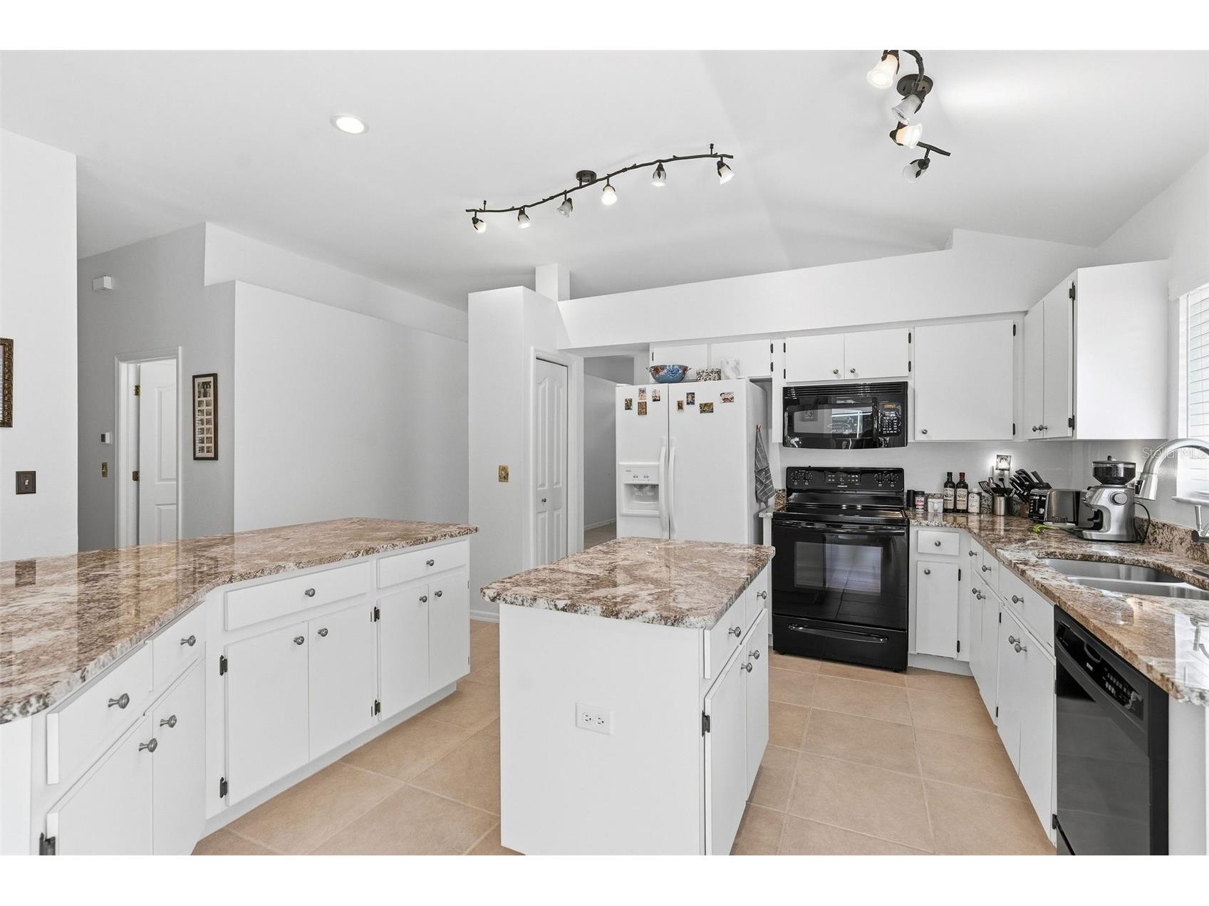 2468 Hidden Pines Lane Clearwater FL 33761 TB8511792 image8