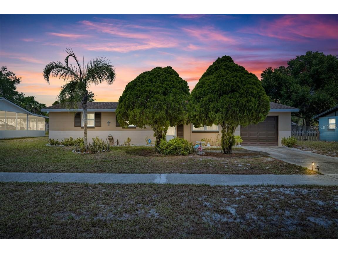 2468 Kimberly Drive Deltona FL 32738 V4943426 image1