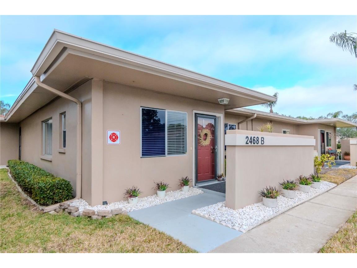2468 Laurelwood Drive #B Clearwater FL 33763 TB8344515 image1