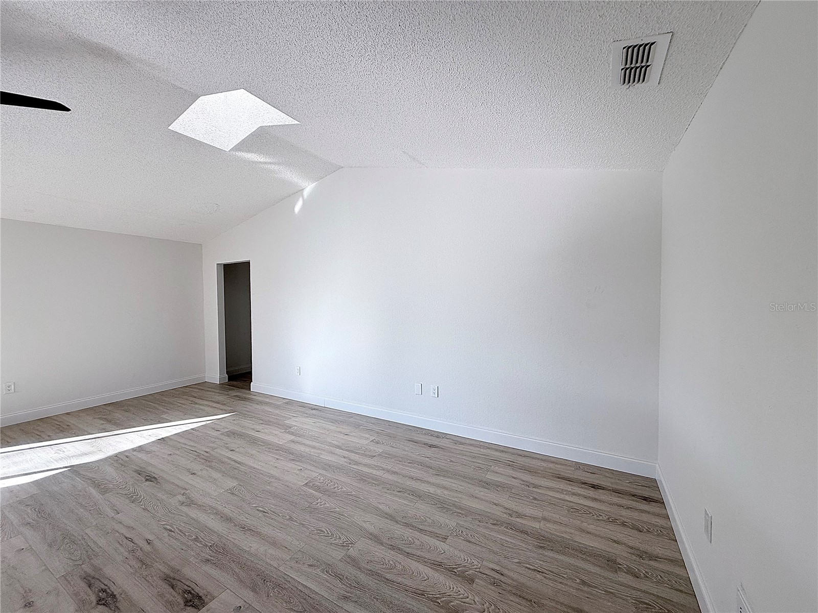 2469 Anchor Avenue Spring Hill FL 34608 TB8477997 image17