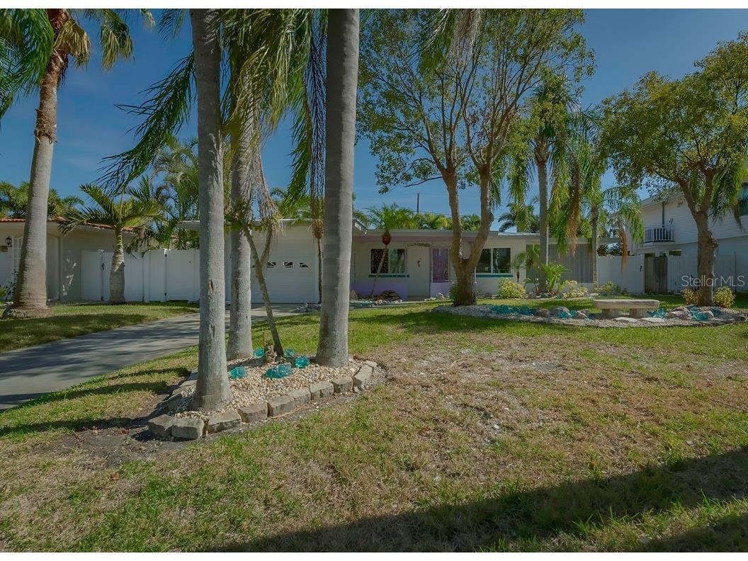 2469 Baywood Drive W Dunedin FL 34698 TB8329037 image1