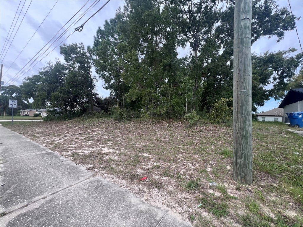 2469 Mariner Boulevard Spring Hill FL 34609 TB8427389 image3