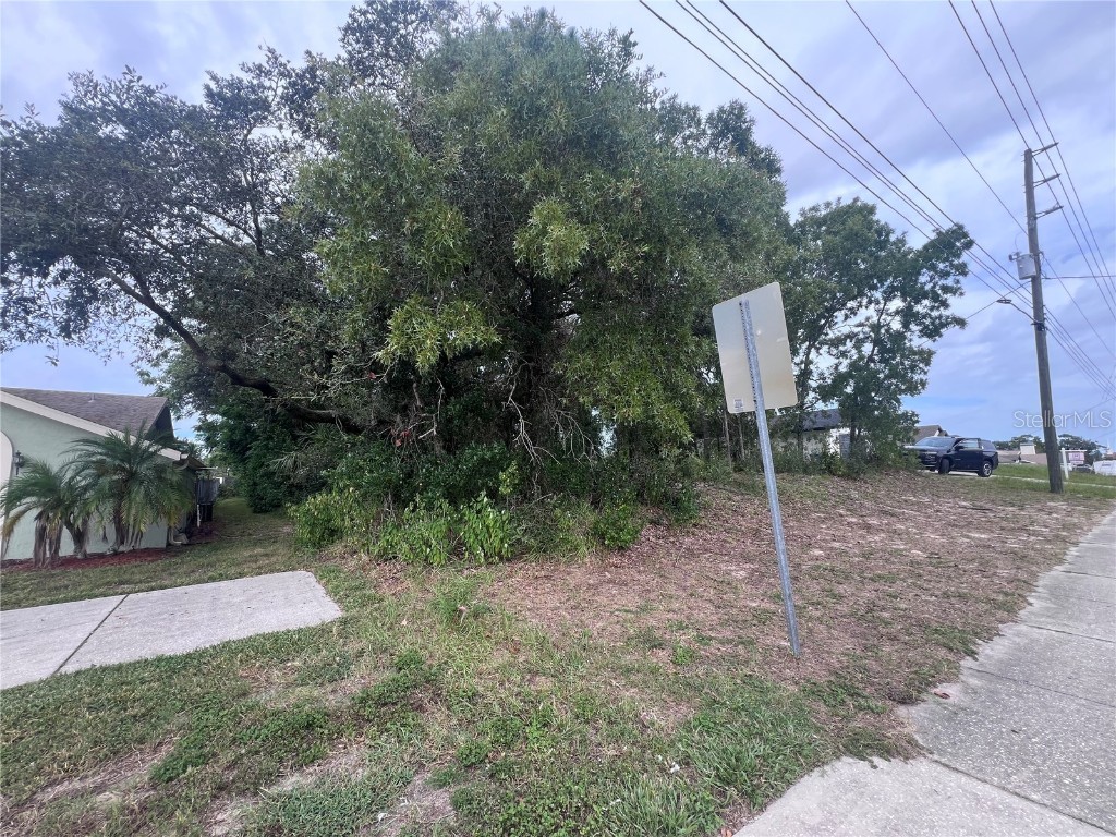 2469 Mariner Boulevard Spring Hill FL 34609 TB8427389 image5