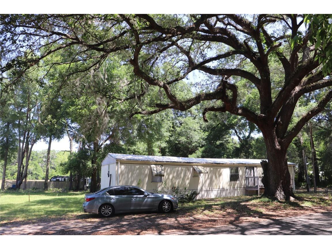 2469 NW 145th Street Citra FL 32113 O6310145 image1