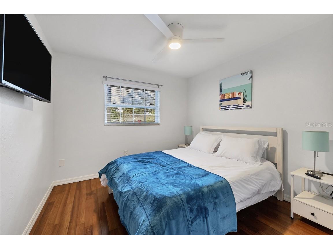 2469 Waldemere Street Sarasota FL 34239 A4659008 image22