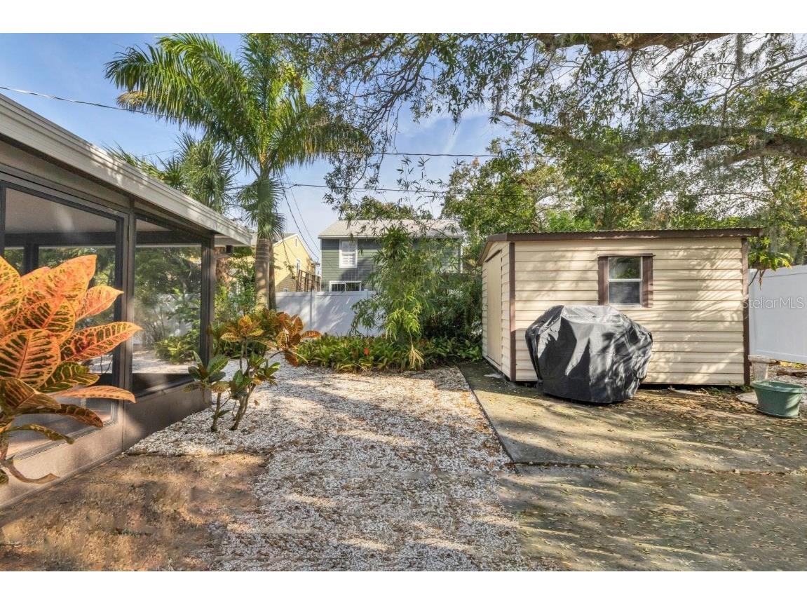 2469 Waldemere Street Sarasota FL 34239 A4659008 image29