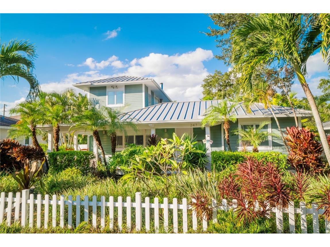 247 30th Avenue N Saint Petersburg FL 33704 U8218836 image1