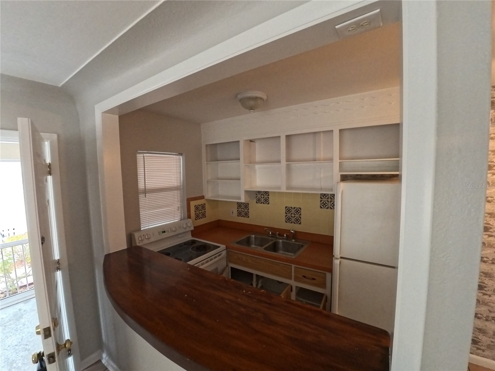 247 6th Avenue N Saint Petersburg FL 33701 TB8522574 image21