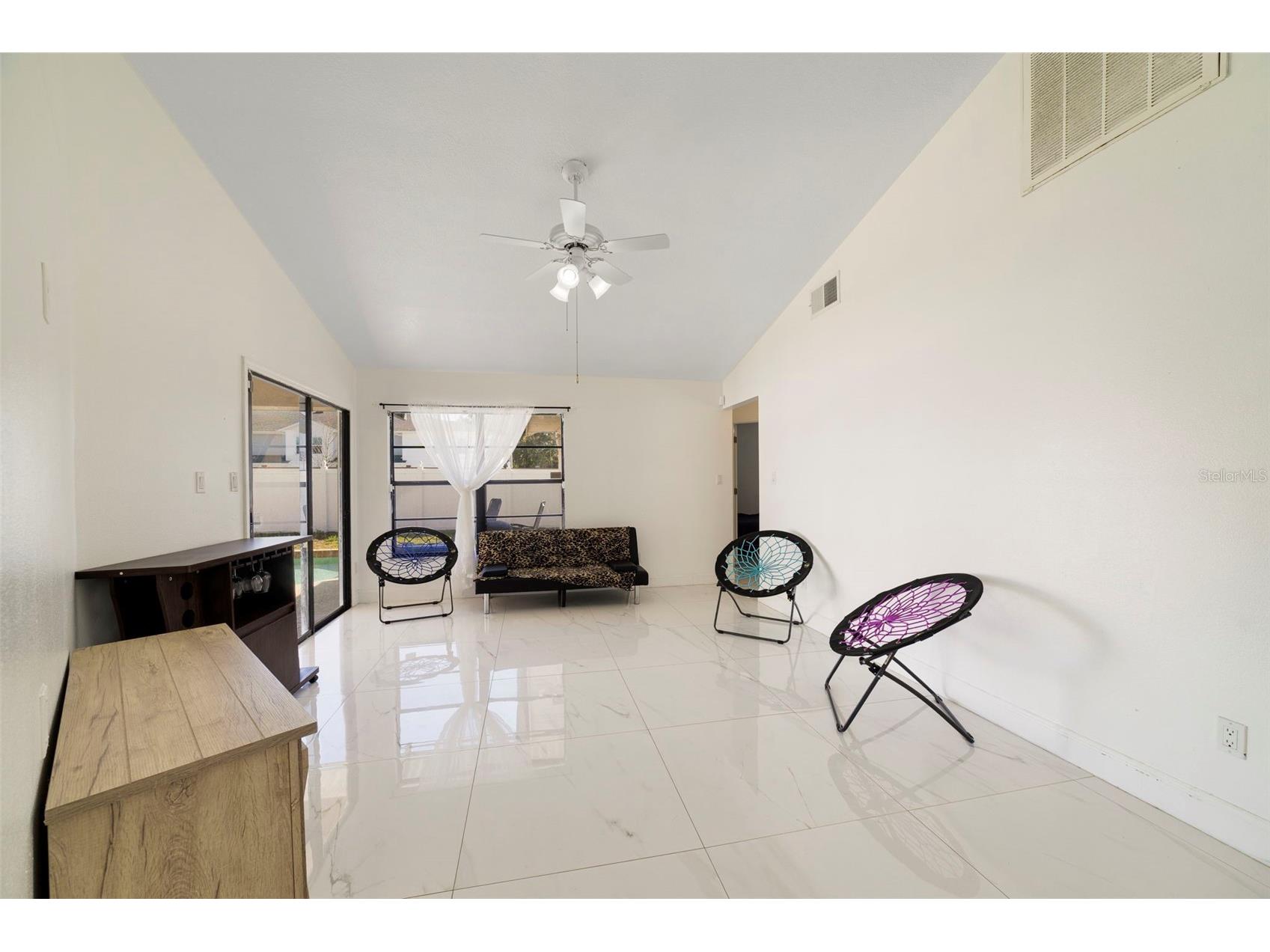 247 Competition Drive Kissimmee FL 34743 O6387054 image10