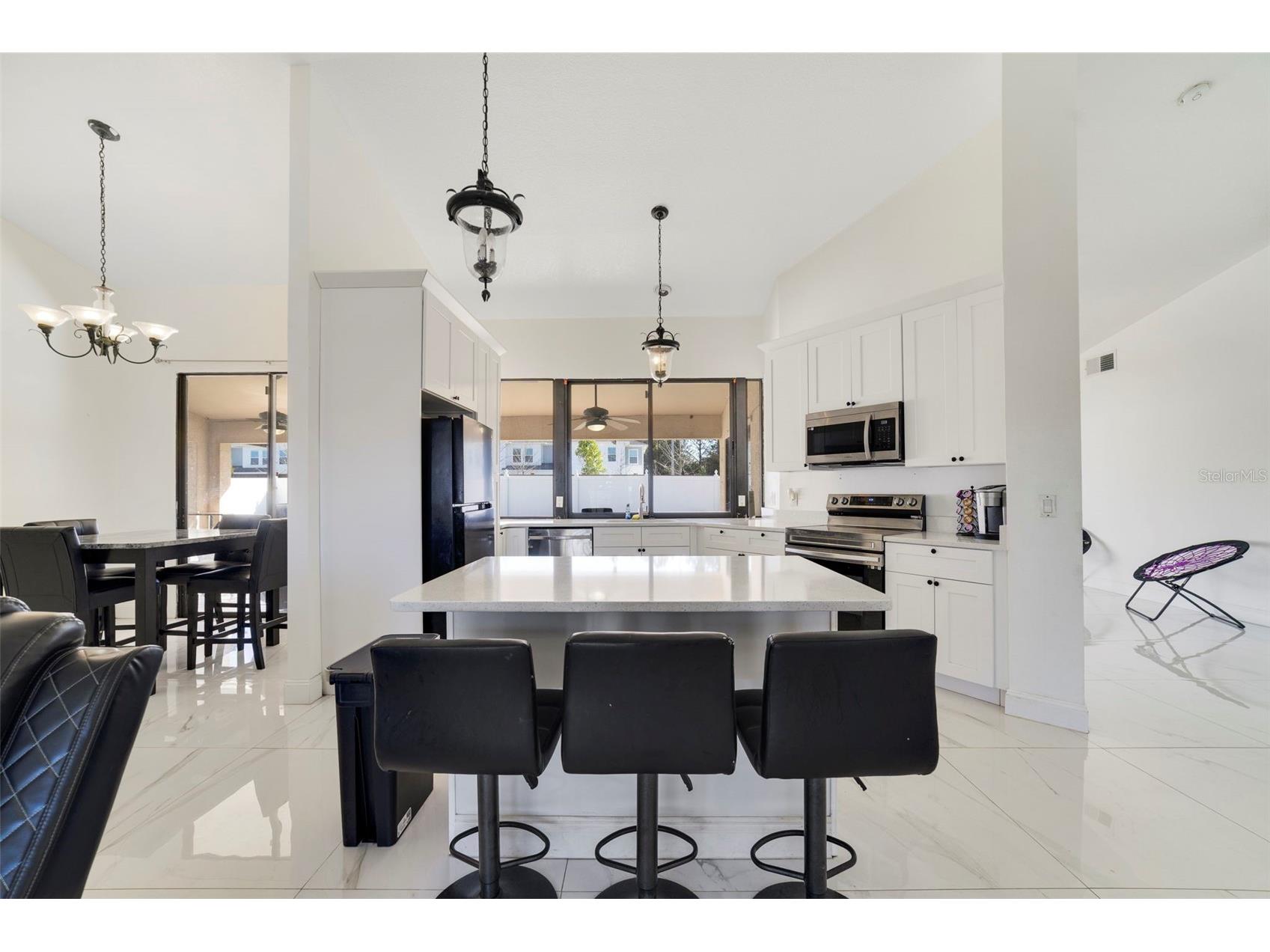 247 Competition Drive Kissimmee FL 34743 O6387054 image3