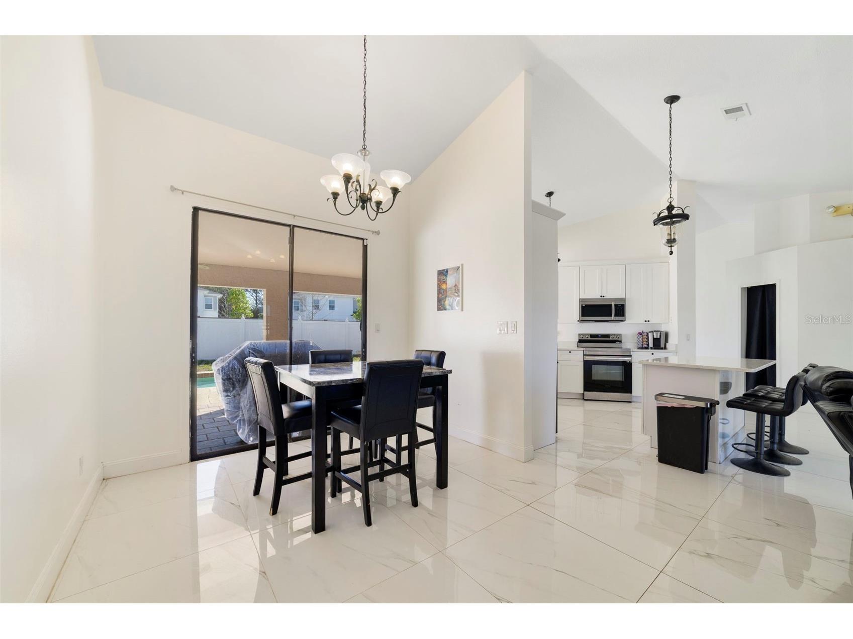 247 Competition Drive Kissimmee FL 34743 O6387054 image5