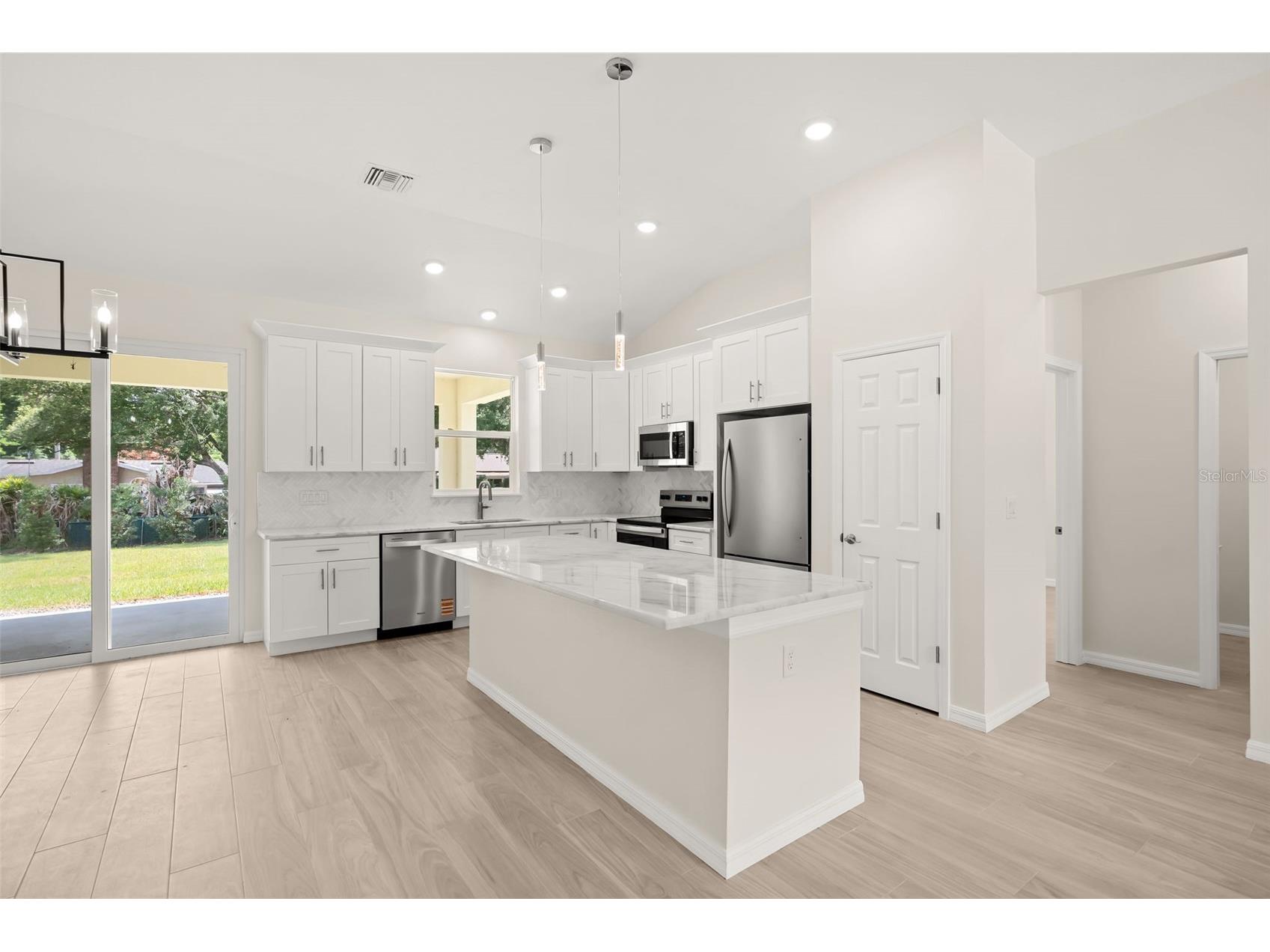 247 Debary Dr Debary FL 32713 O6408733 image11
