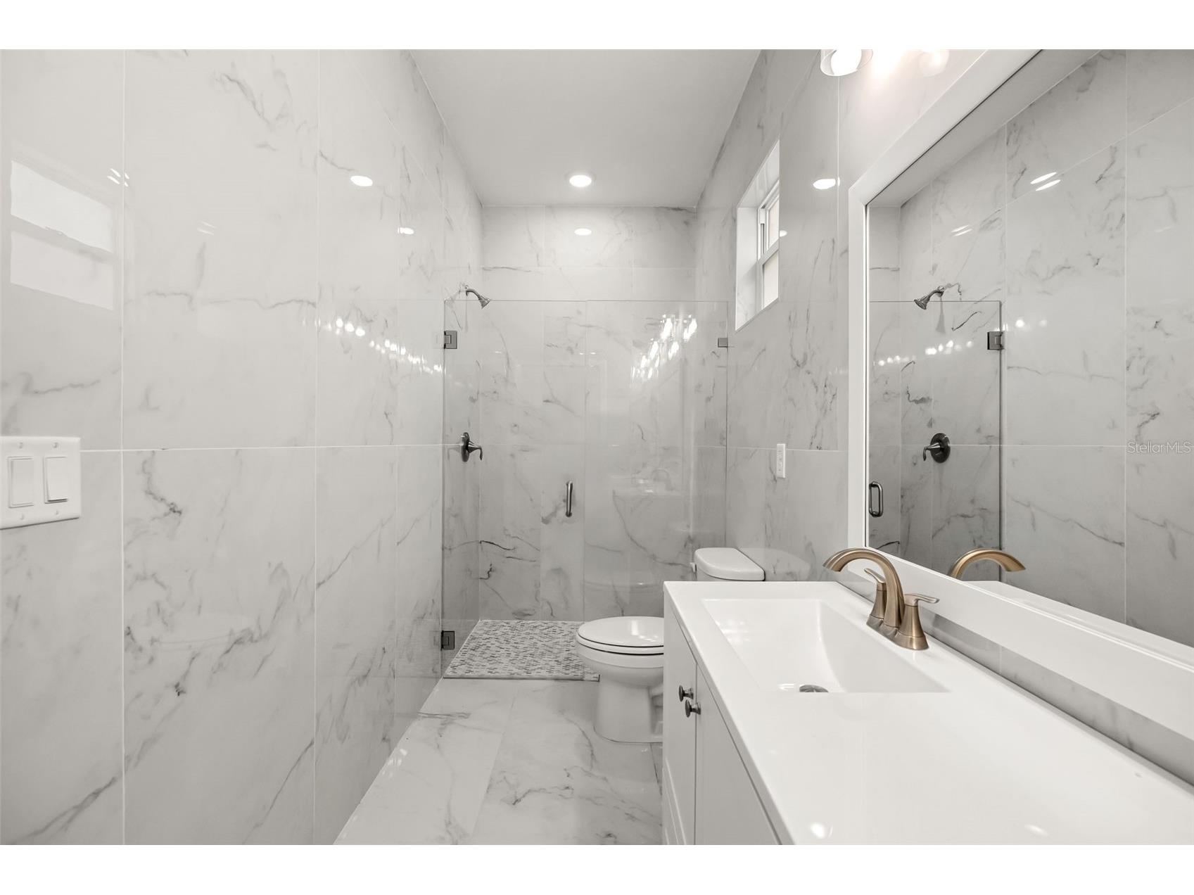 247 Debary Dr Debary FL 32713 O6408733 image4