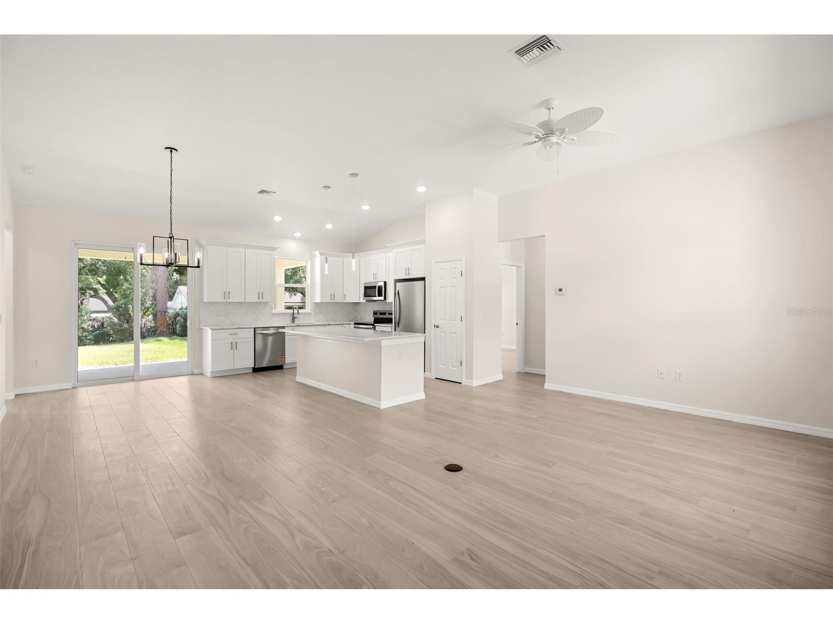 247 Debary Dr Debary FL 32713 O6408733 image9