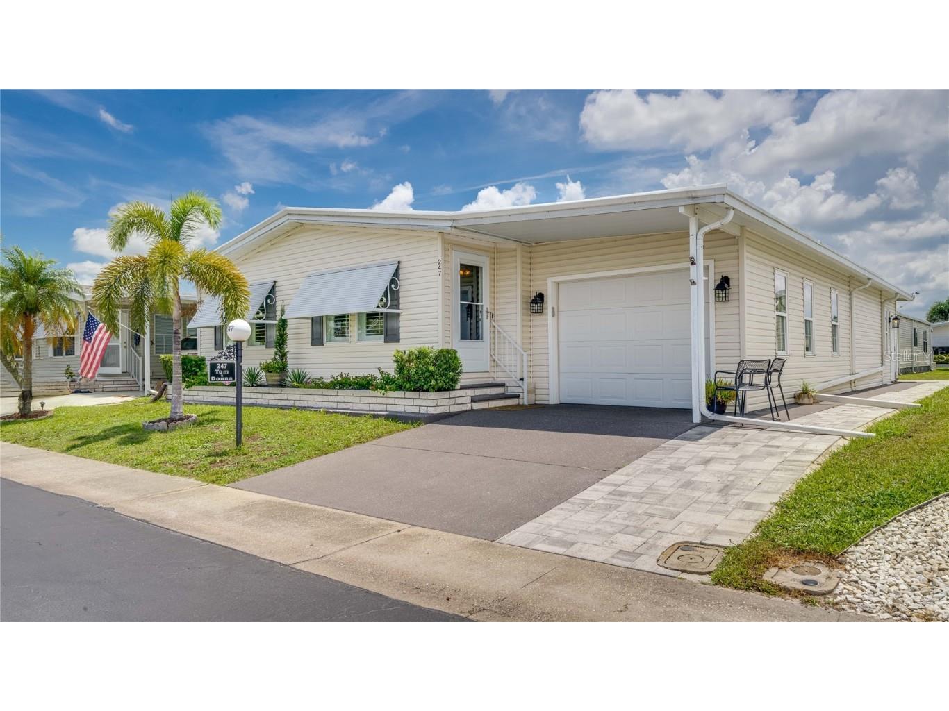 247 Lakeside Drive North Fort Myers FL 33903 C7512204 image2