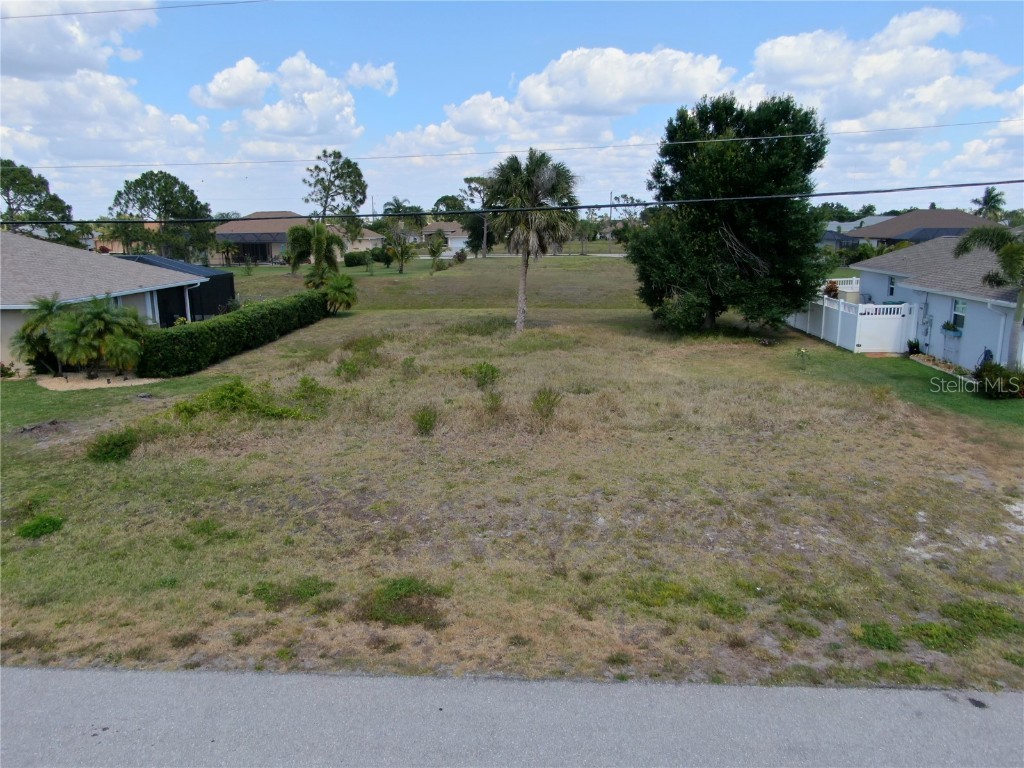 247 Mariner Lane Rotonda West FL 33947 D6136400 image1