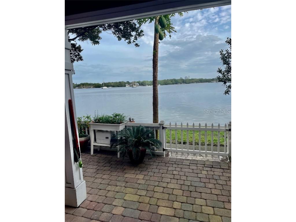 247 Pompano Drive SE #A Saint Petersburg FL 33705 L4935976 image1