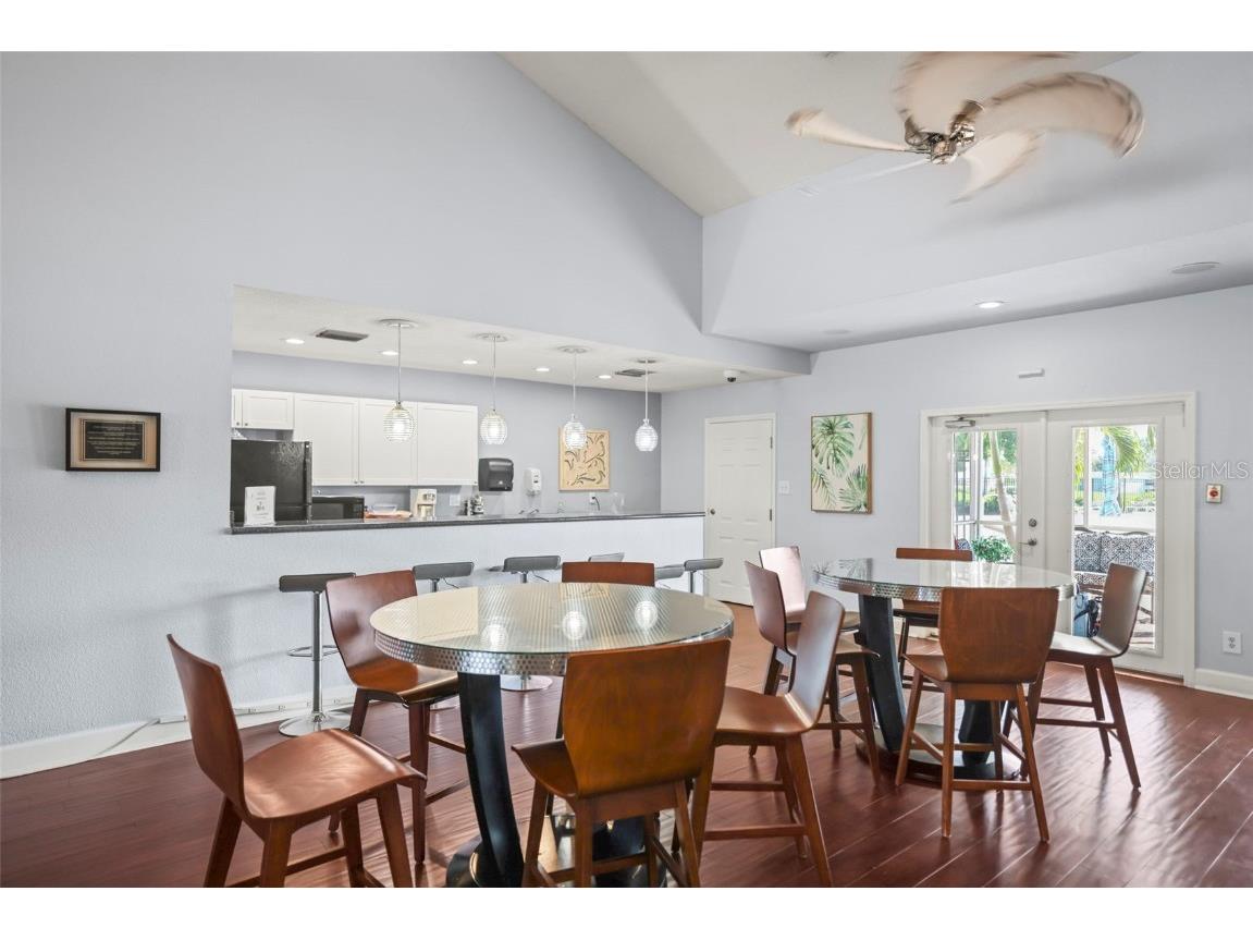 247 Pompano Drive SE #B Saint Petersburg FL 33705 - BIG BAYOU TB8436875 image42