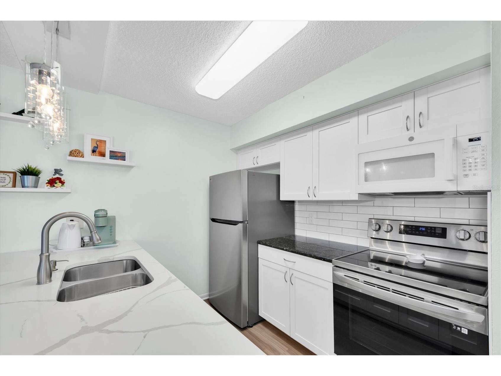 247 Rex Place #H Madeira Beach FL 33708 - BOCA CIEGA BAY TB8502537 image12