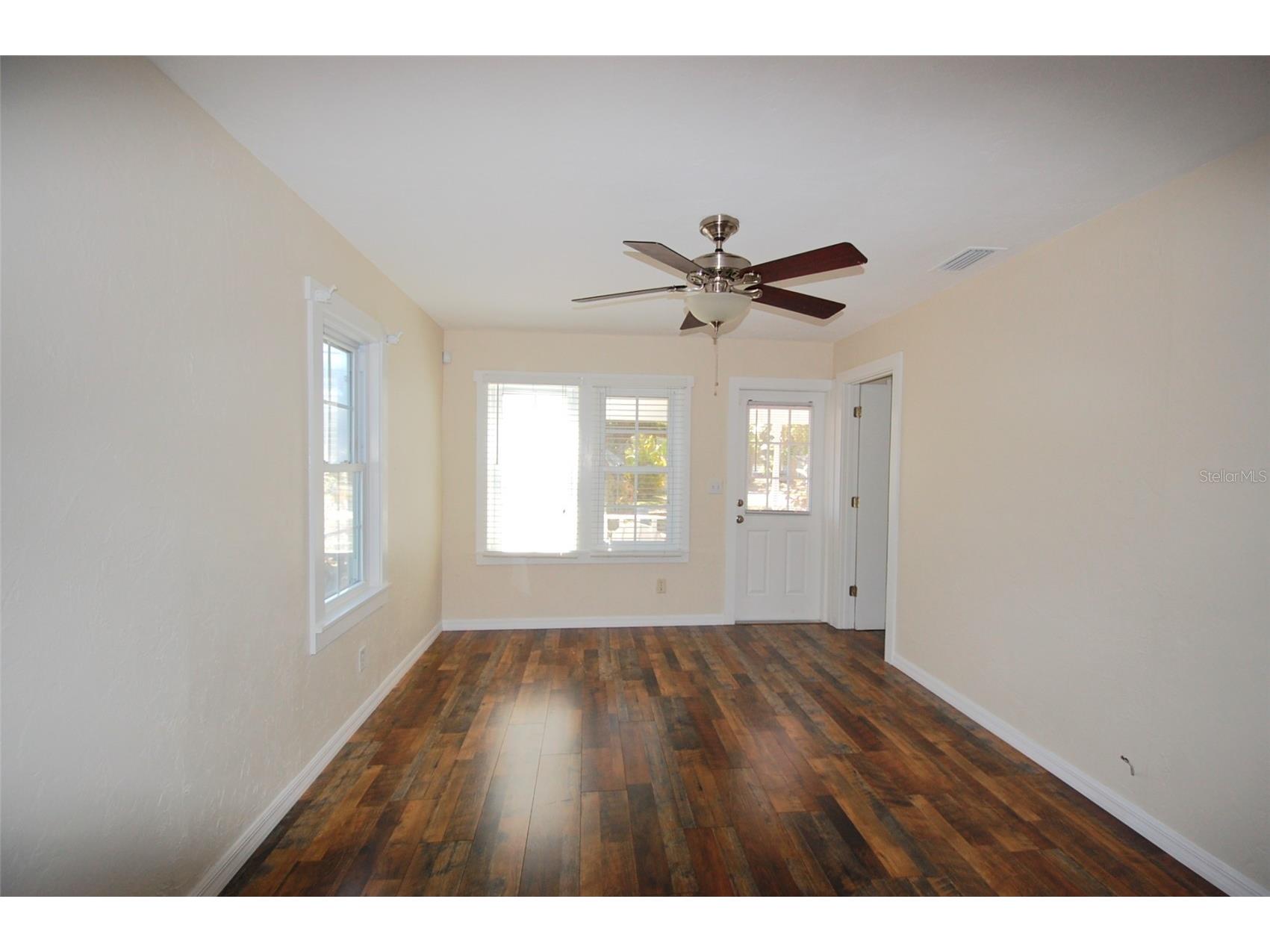 247 Short Street Safety Harbor FL 34695 TB8484625 image2