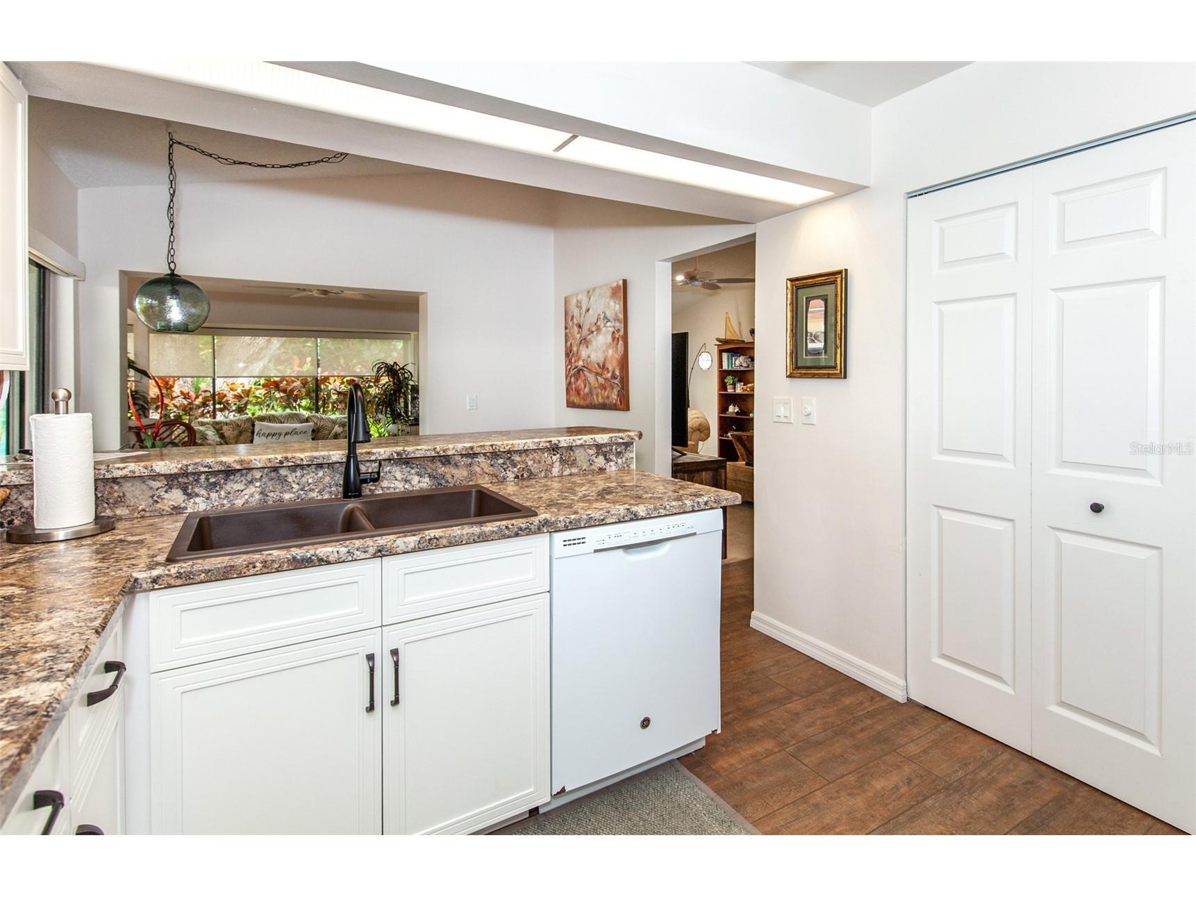 247 Southampton Lane #272 Venice FL 34293 N6143873 image17