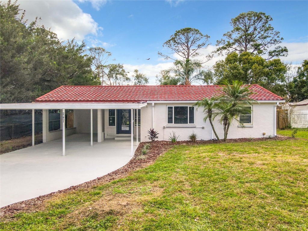 247 Valencia Road Debary FL 32713 V4927821 image1