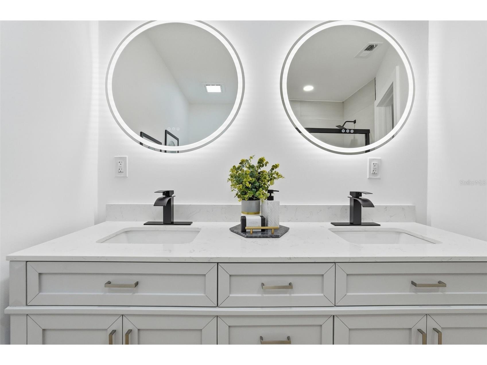 2470 Del Rio Way Dunedin FL 34698 O6383265 image24