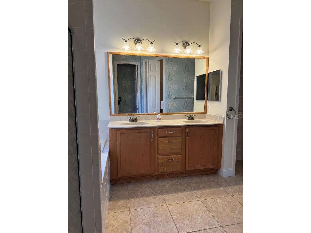 2470 Salzburg Loop Winter Haven FL 33884 O6344501 image35