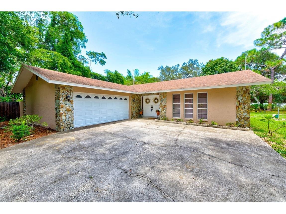 2471 Adrian Avenue Largo FL 33774 U8208245 image1