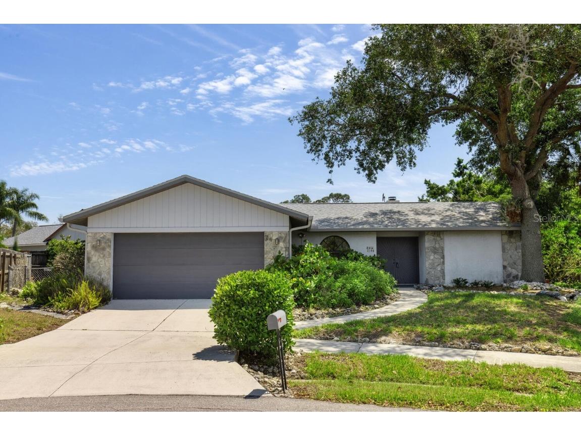 2471 E Scarlet Oak Court Sarasota FL 34232 A4605591 image1
