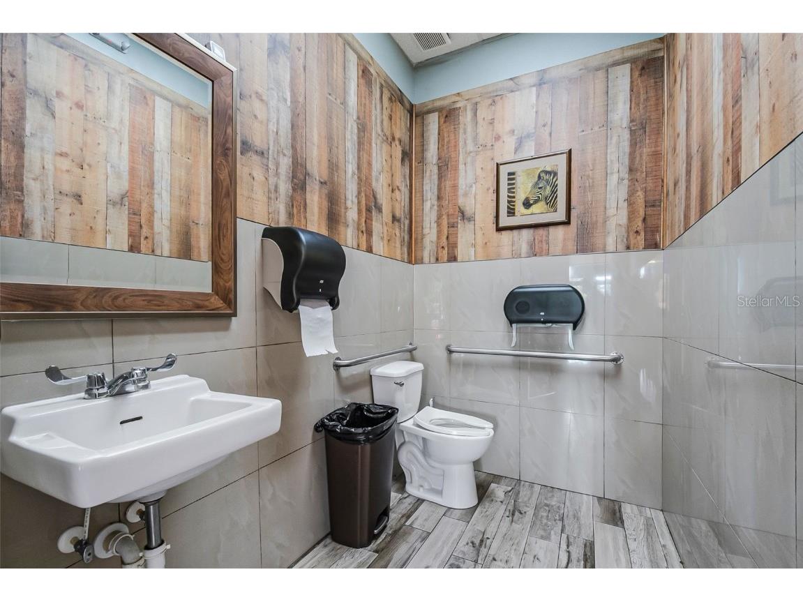 2471 E Semoran Boulevard Apopka FL 32703 O6363398 image12