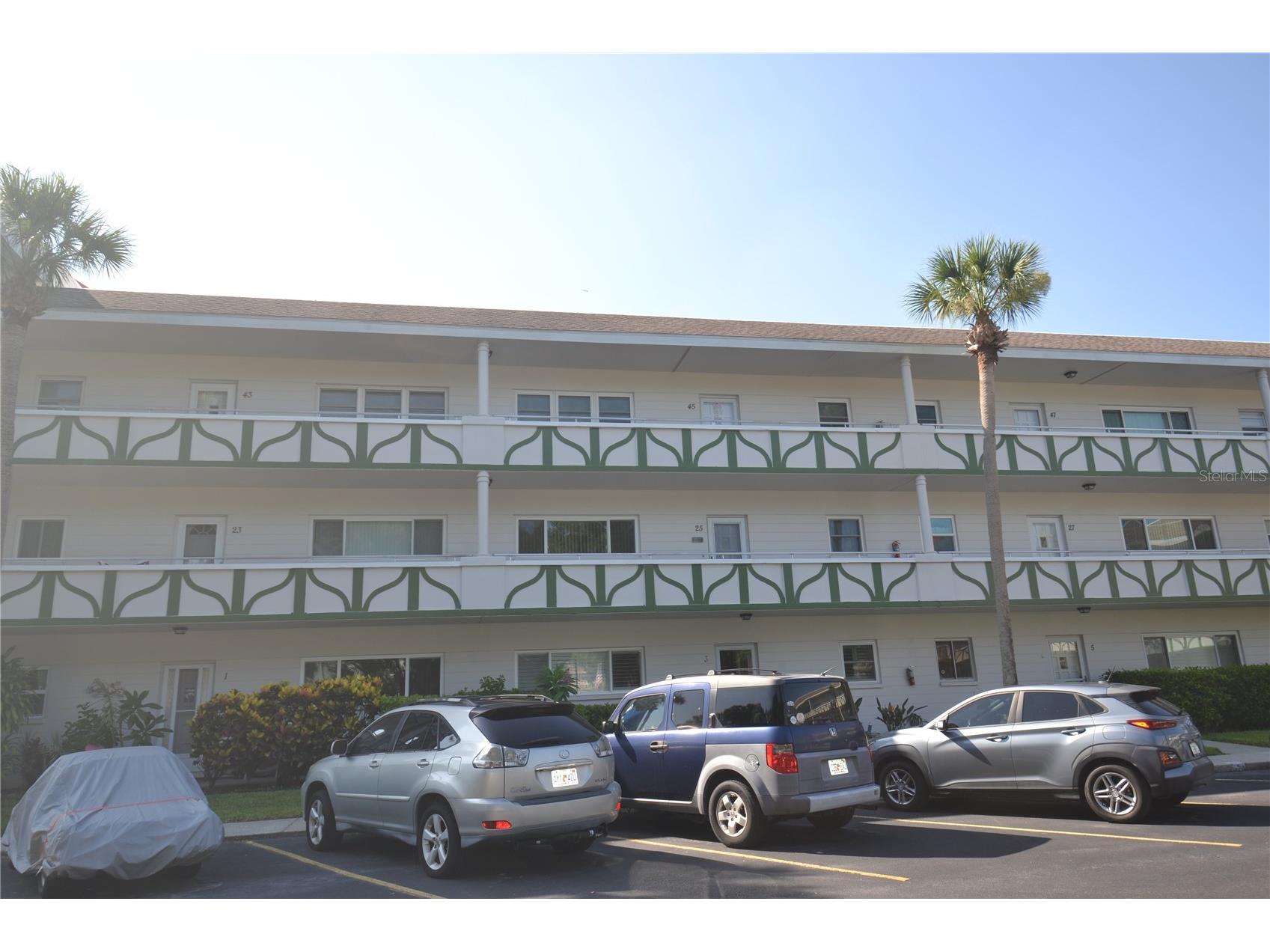 2471 Sumatran Way #25 Clearwater FL 33763 TB8523747 image1