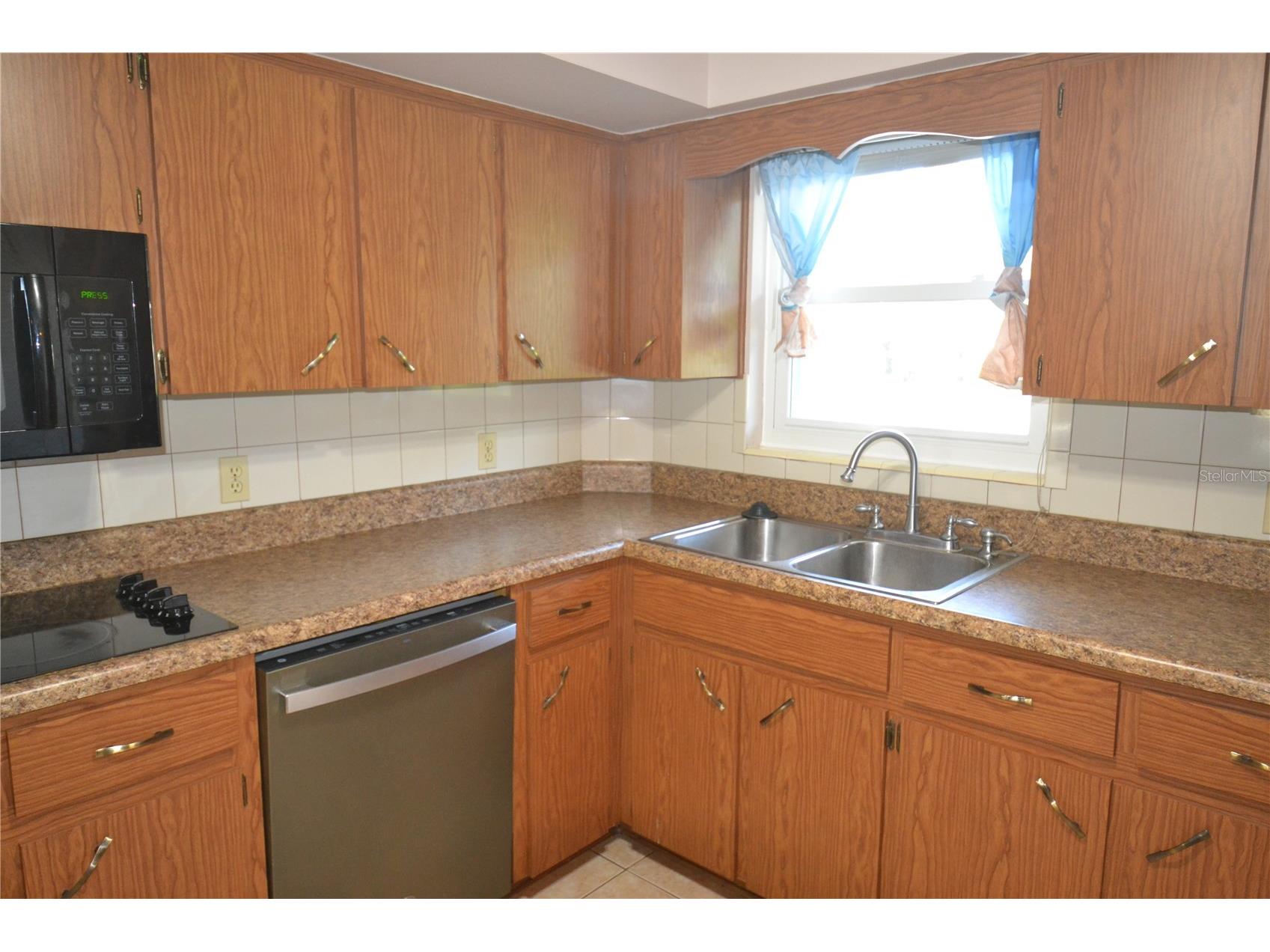 2471 Sumatran Way #25 Clearwater FL 33763 TB8523747 image13