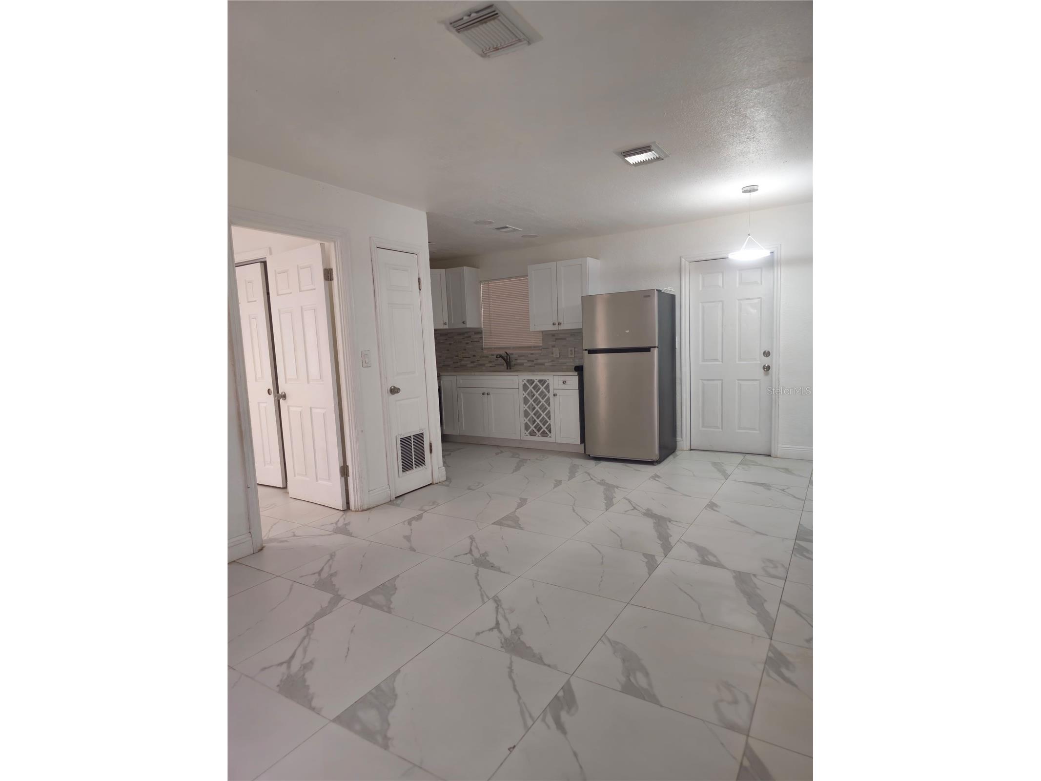 2472 17th Avenue S Saint Petersburg FL 33712 TB8510990 image3