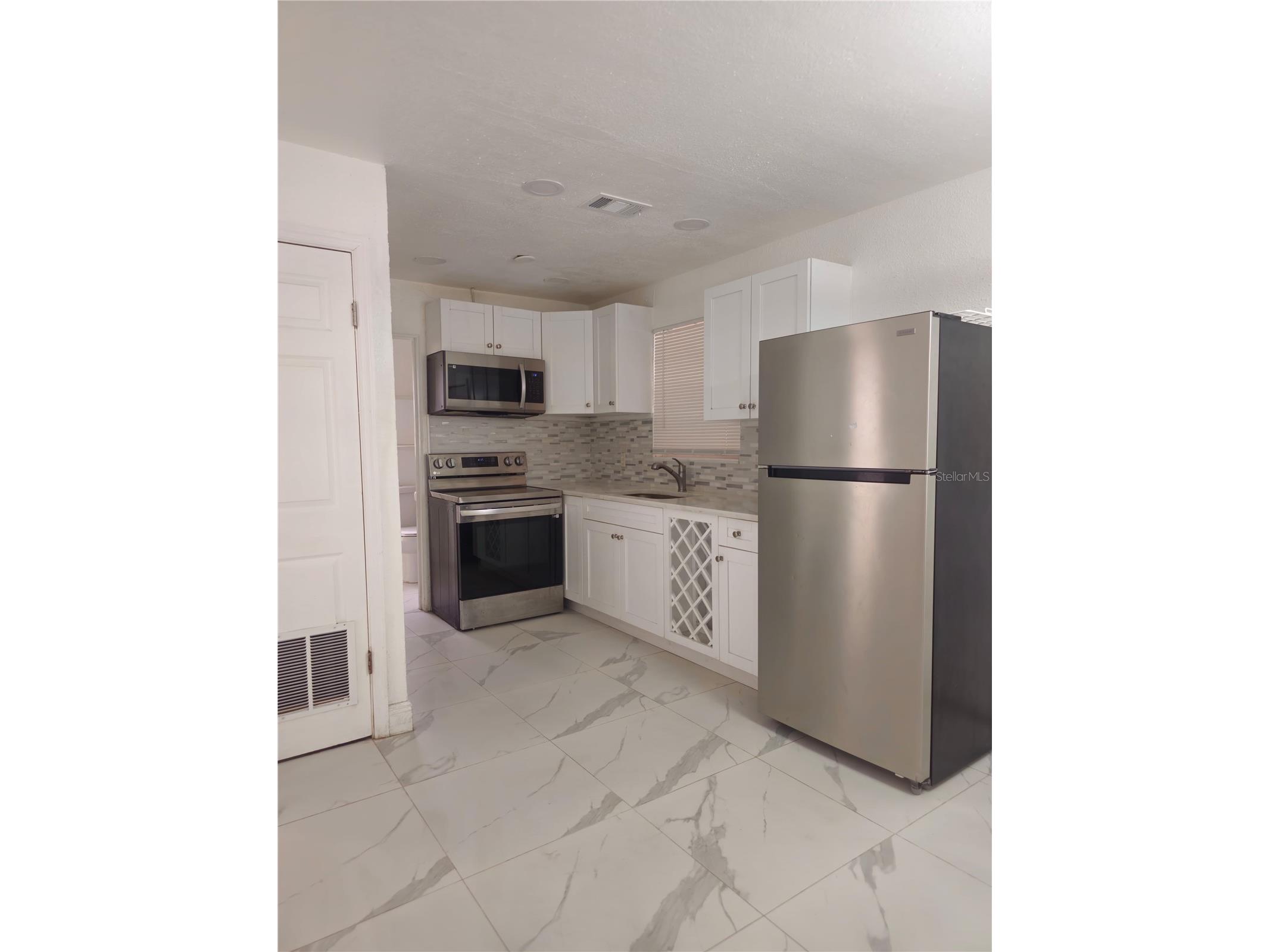 2472 17th Avenue S Saint Petersburg FL 33712 TB8510990 image4