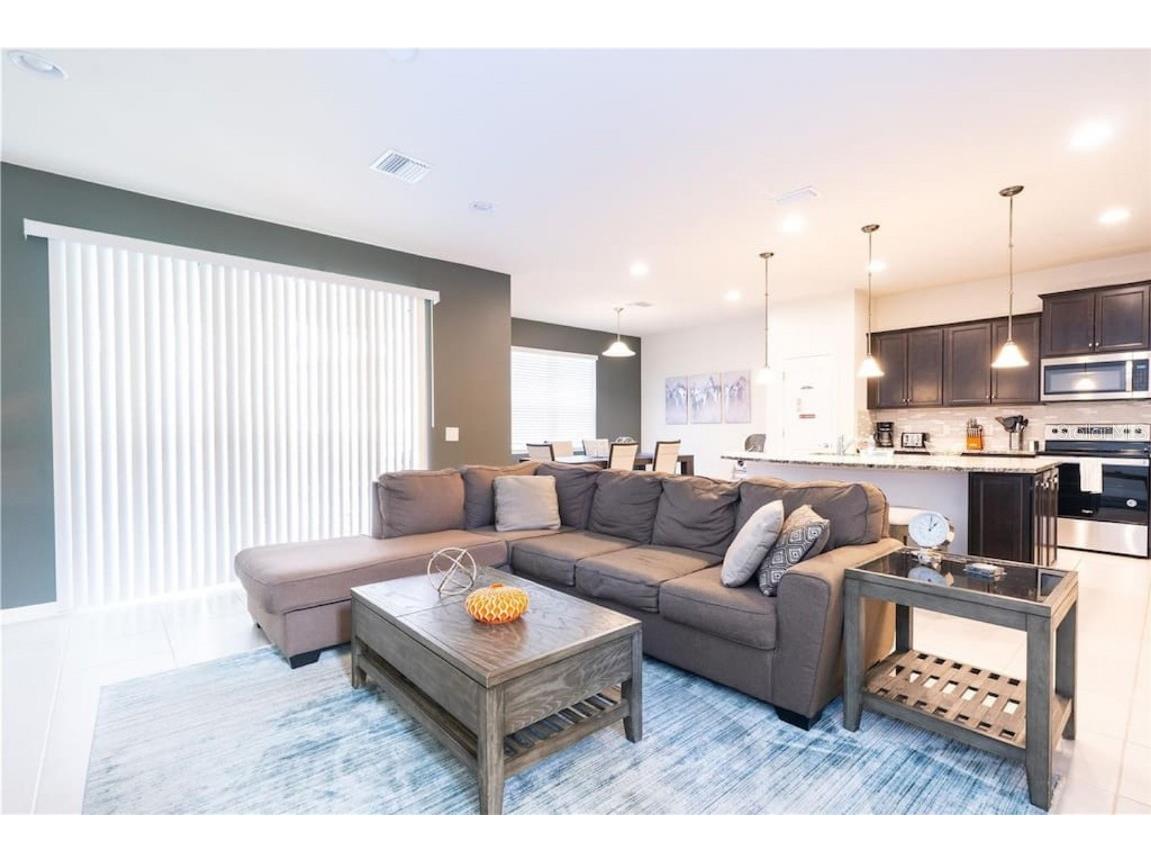 2472 Dubai Street Kissimmee FL 34747 O6276957 image4