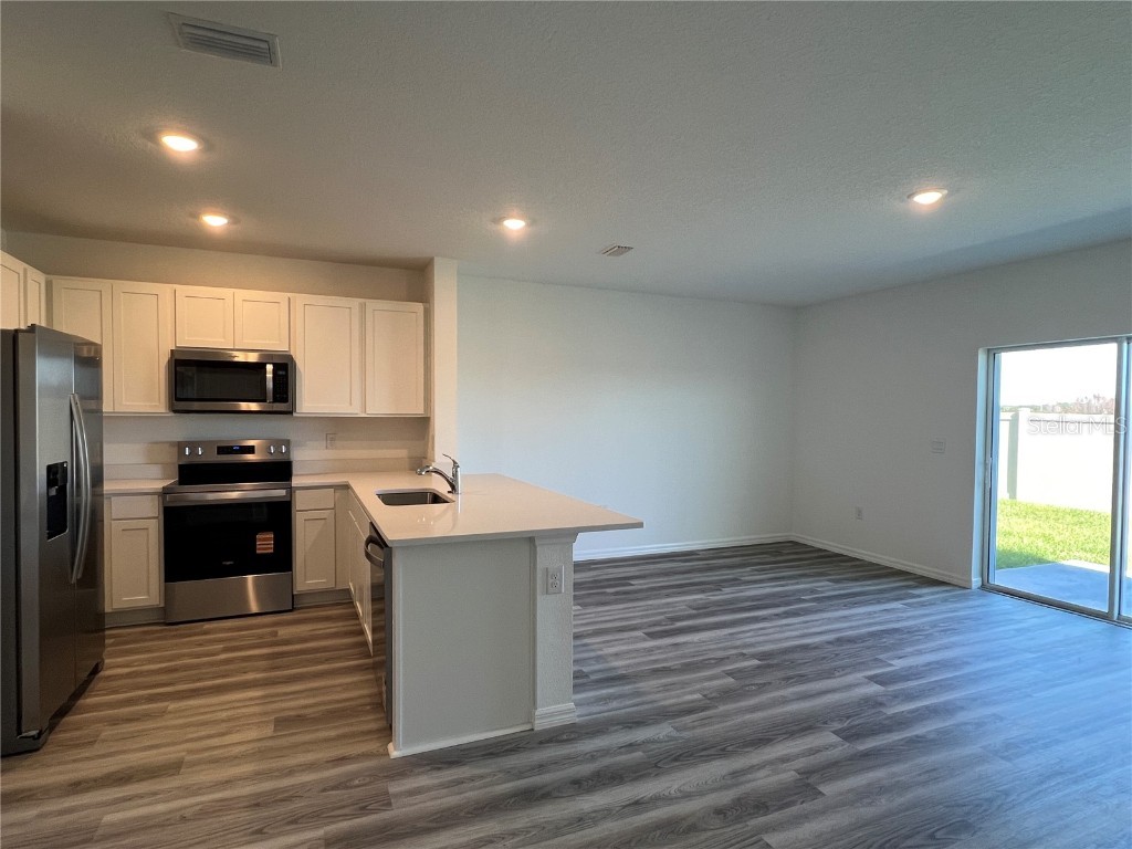 2472 Riversong Lodge Lane Wesley Chapel FL 33543 TB8457382 image5