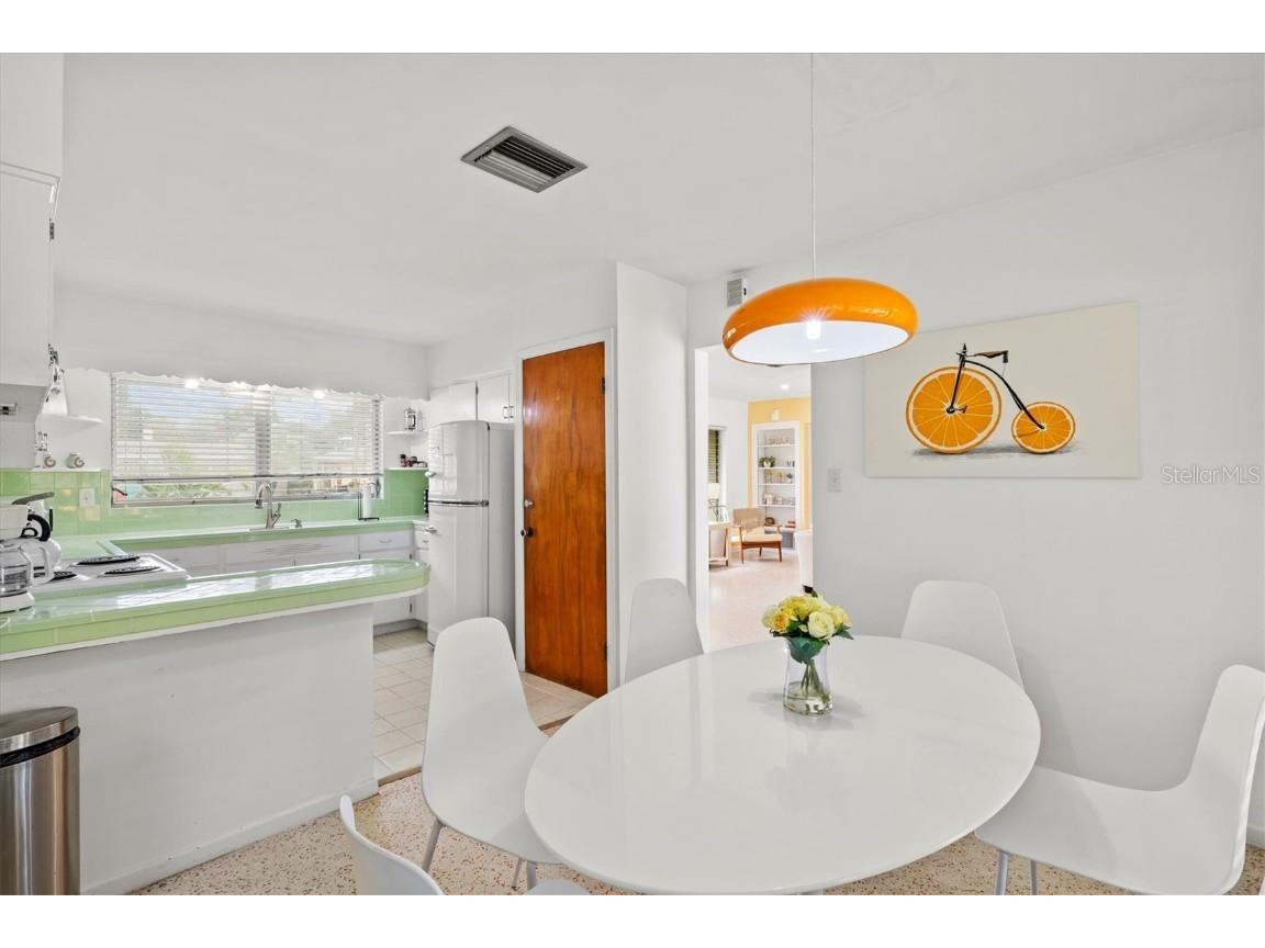 2473 Davis Boulevard Sarasota FL 34237 A4464508 image20