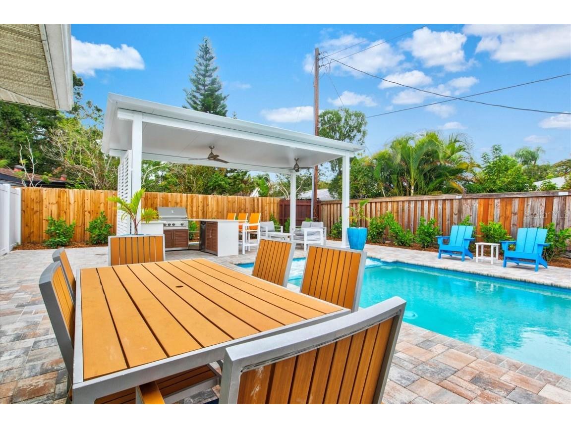 2473 Davis Boulevard Sarasota FL 34237 A4464508 image31