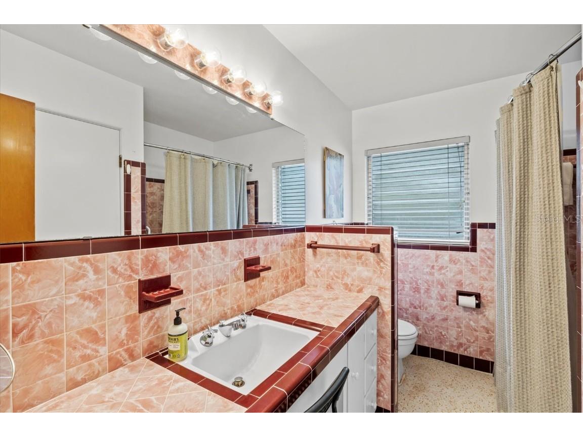 2473 Davis Boulevard Sarasota FL 34237 A4464508 image45