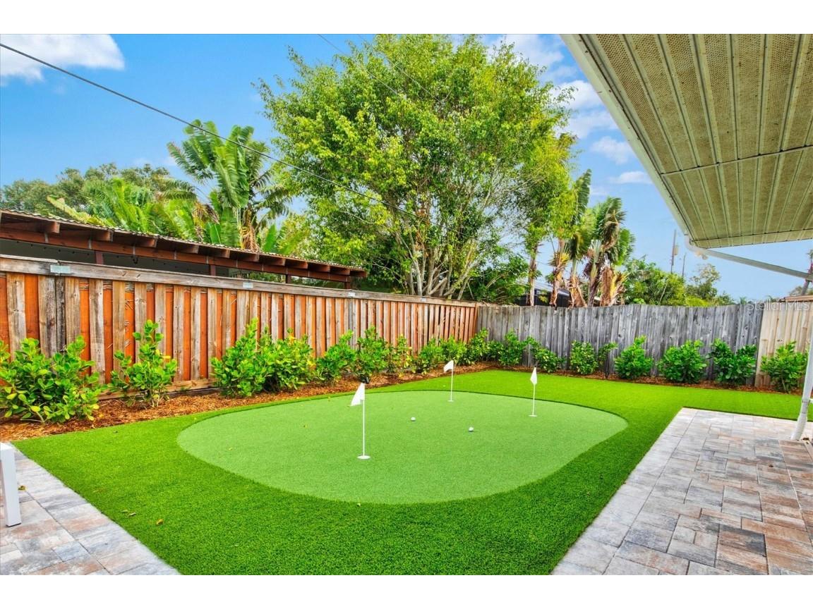 2473 Davis Boulevard Sarasota FL 34237 A4464508 image5