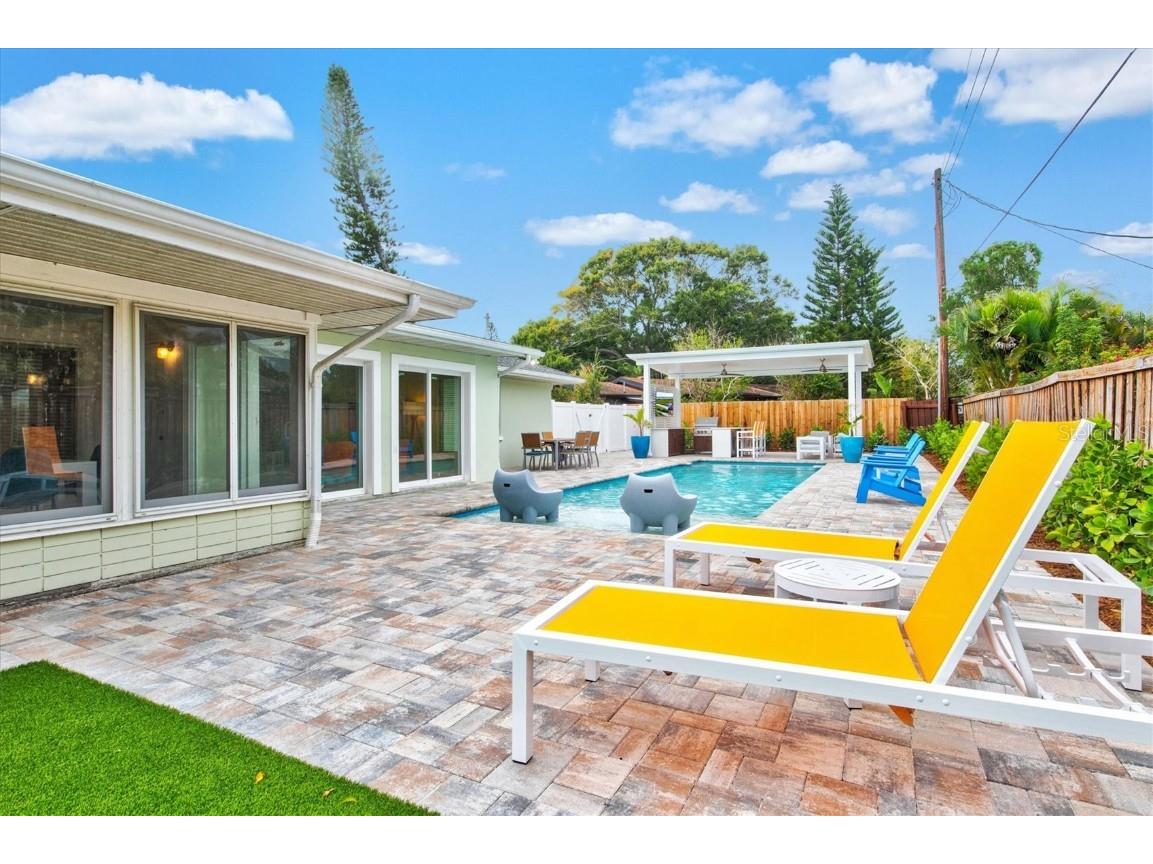 2473 Davis Boulevard Sarasota FL 34237 A4464508 image58