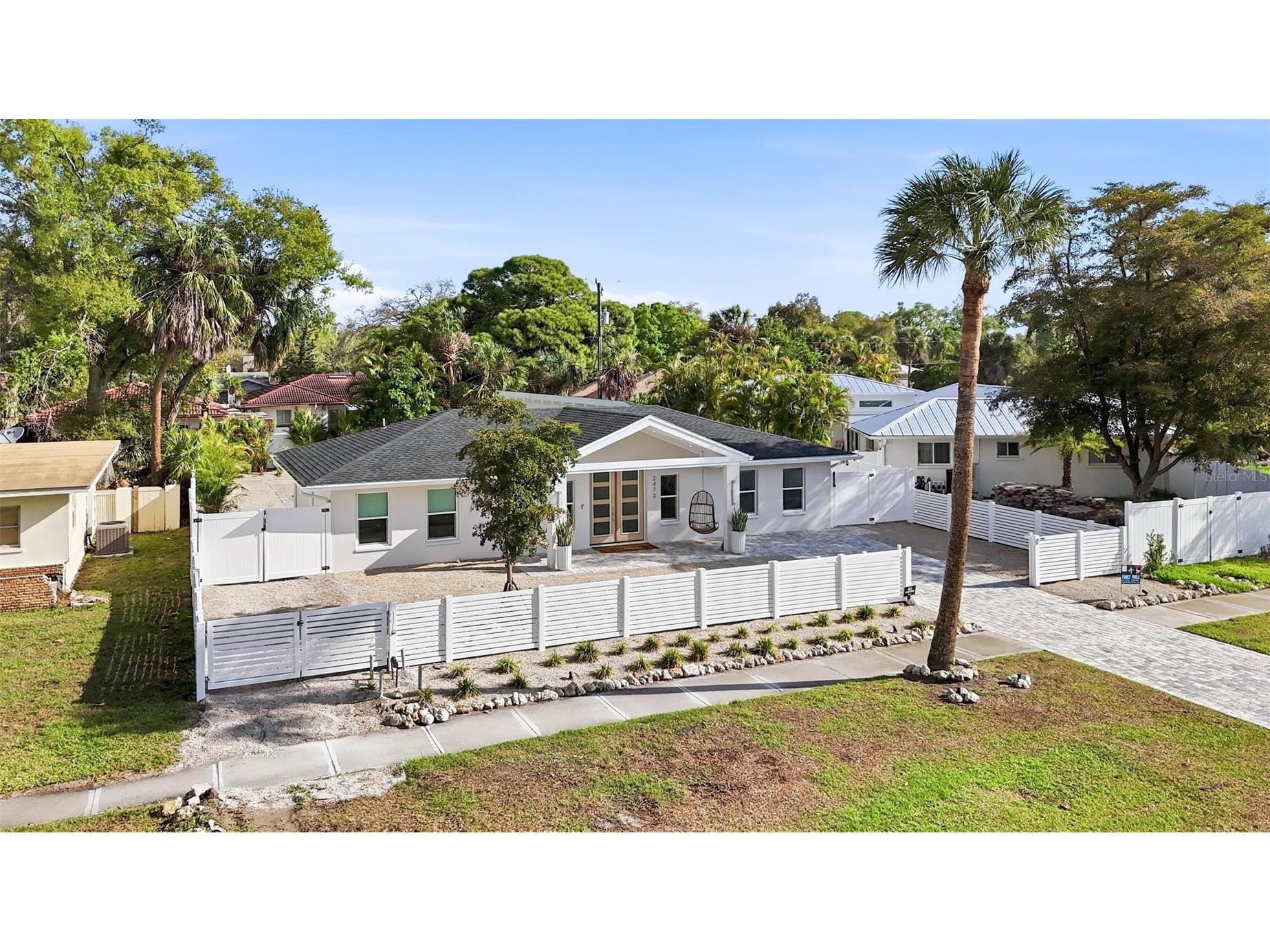 2473 Ringling Boulevard Sarasota FL 34237 A4686577 image1