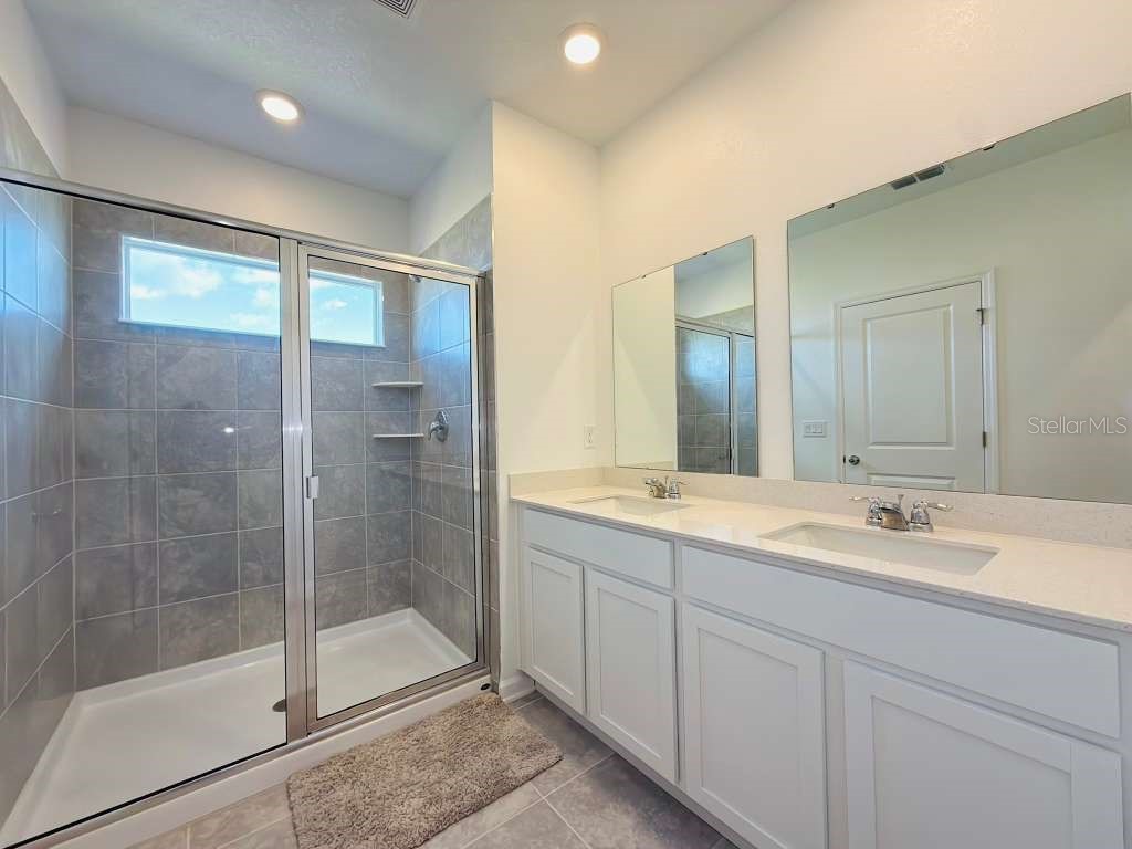 2473 Skyline Loop Kissimmee FL 34758 S5137201 image42