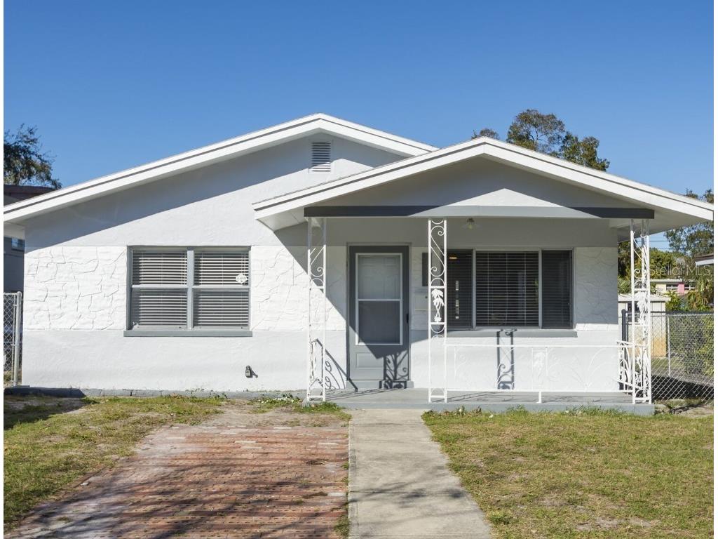 2475 17th Avenue S Saint Petersburg FL 33712 U8229666 image1