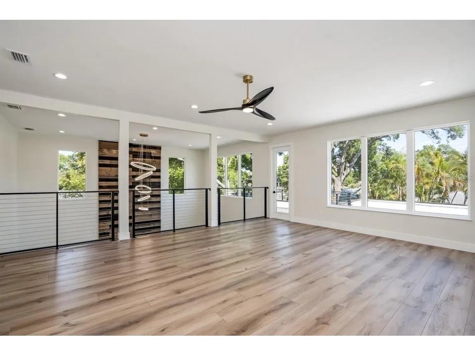 2475 Bay Street Sarasota FL 34237 A4676732 image33
