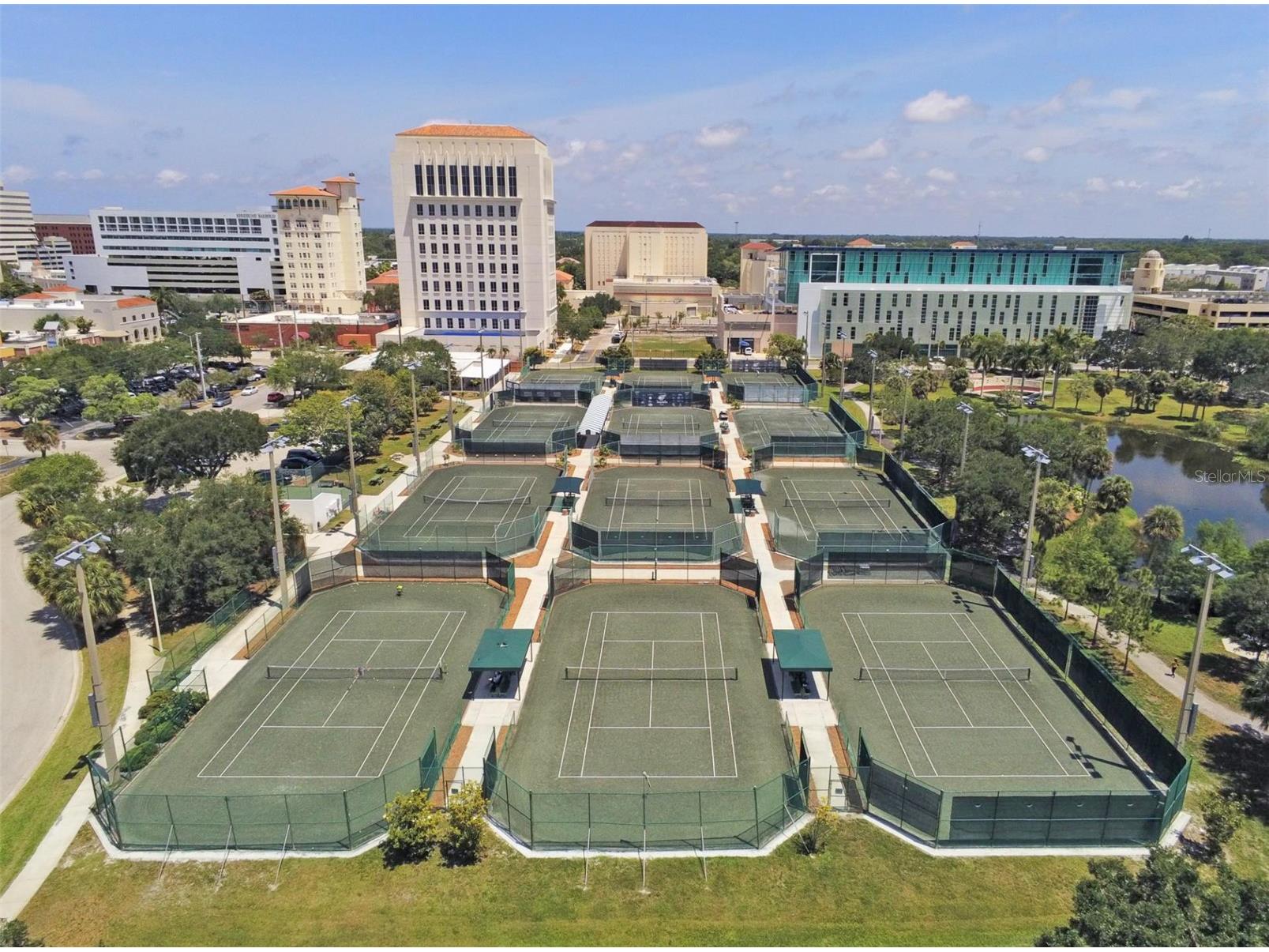 2475 Bay Street Sarasota FL 34237 A4676732 image94