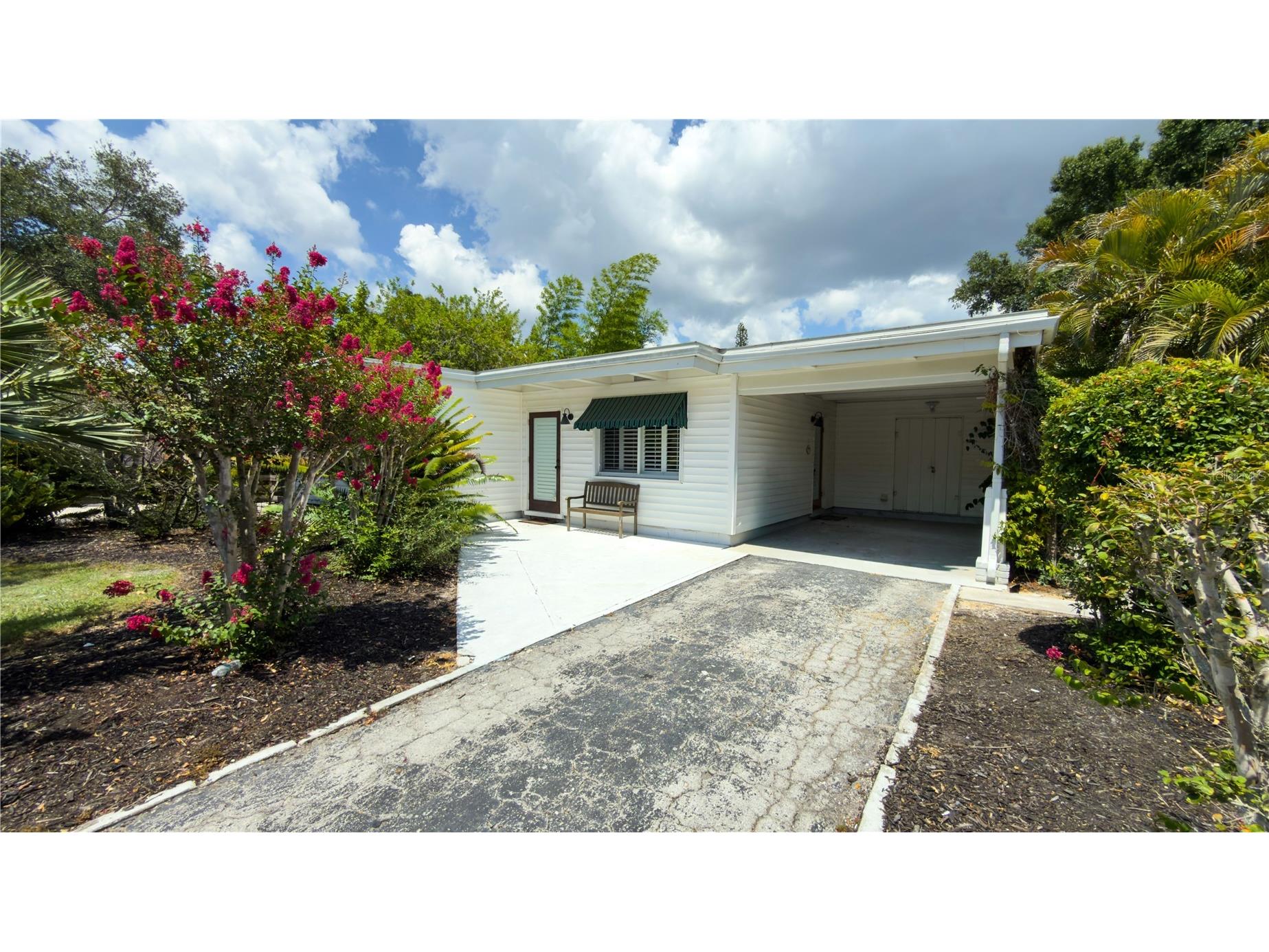 2475 W Paulstan Court Sarasota FL 34237 A4698918 image1