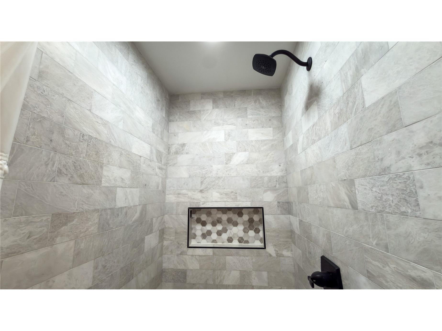 2475 W Paulstan Court Sarasota FL 34237 A4698918 image6
