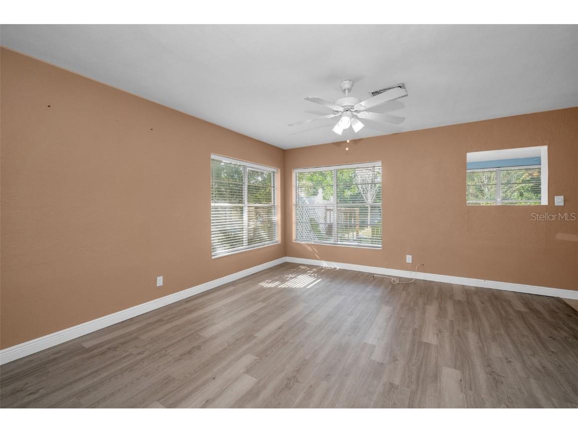 2476 Coronado Way Dunedin FL 34698 TB8454623 image8